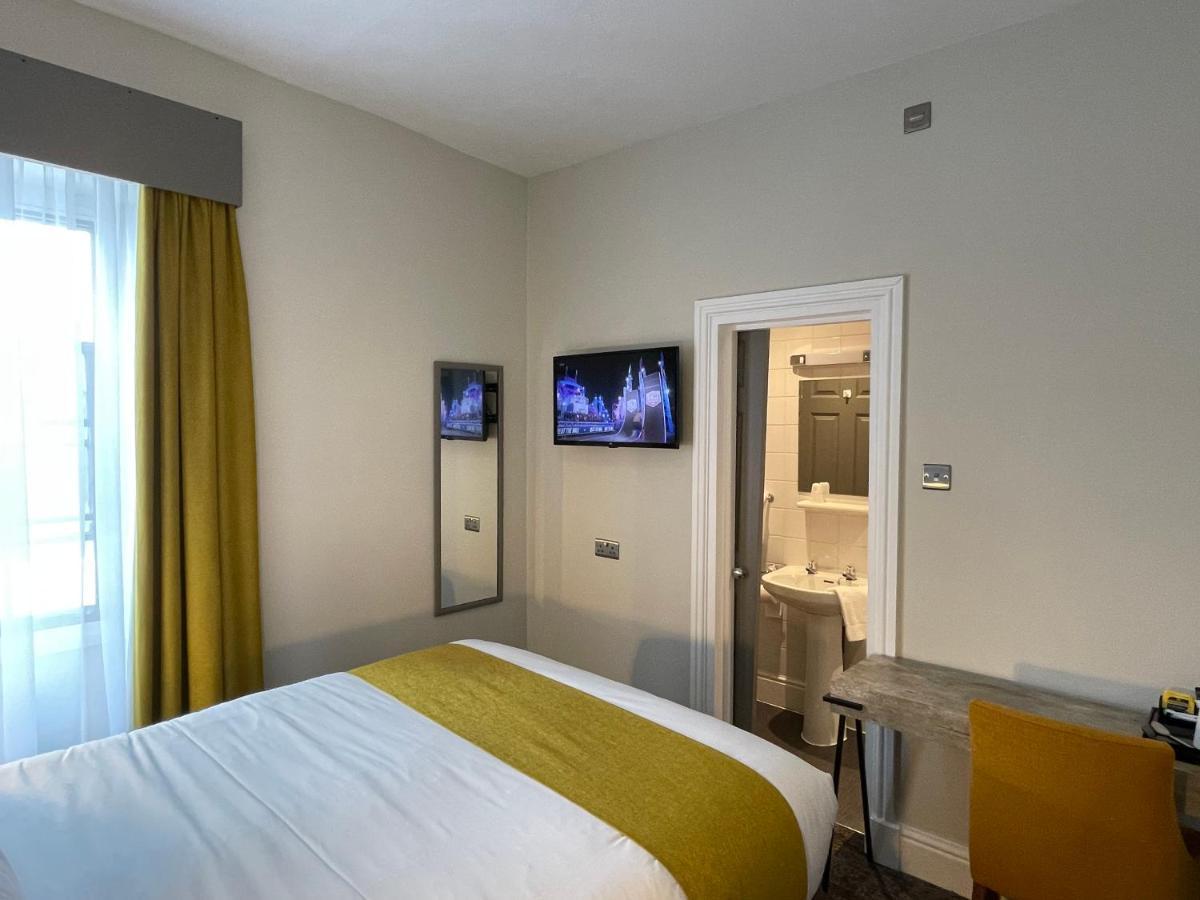 האברפורדווסט The County Hotel מראה חיצוני תמונה