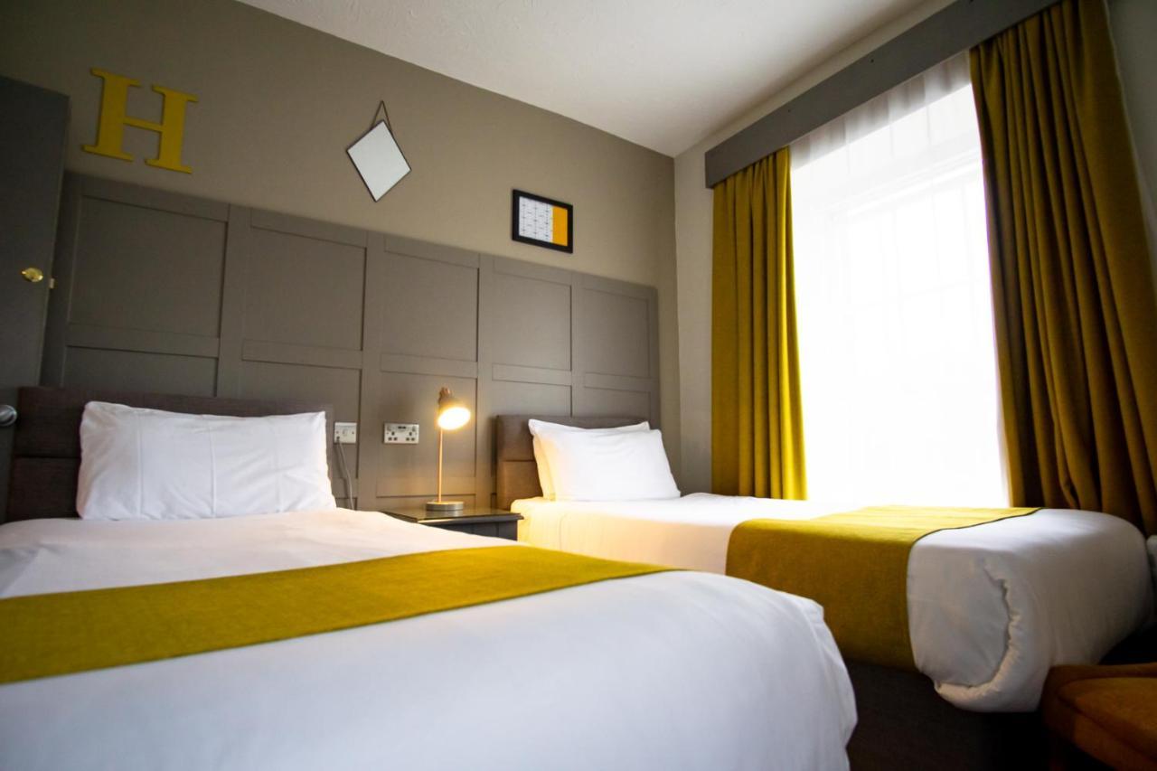האברפורדווסט The County Hotel מראה חיצוני תמונה