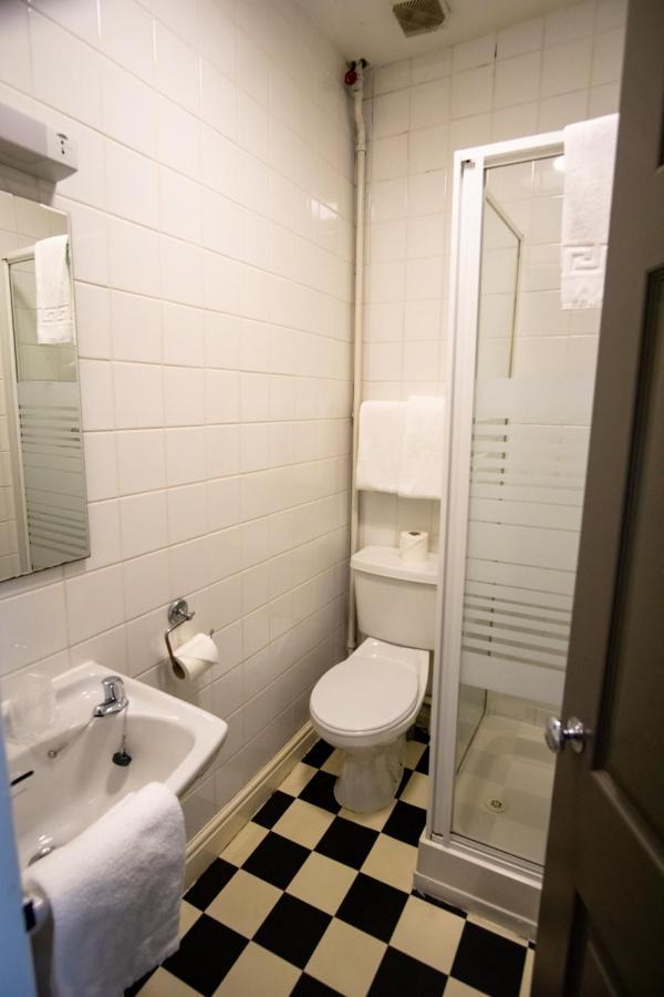 האברפורדווסט The County Hotel מראה חיצוני תמונה
