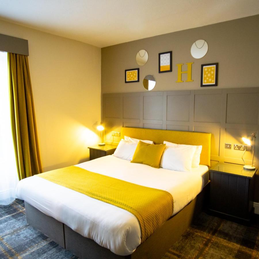 האברפורדווסט The County Hotel מראה חיצוני תמונה